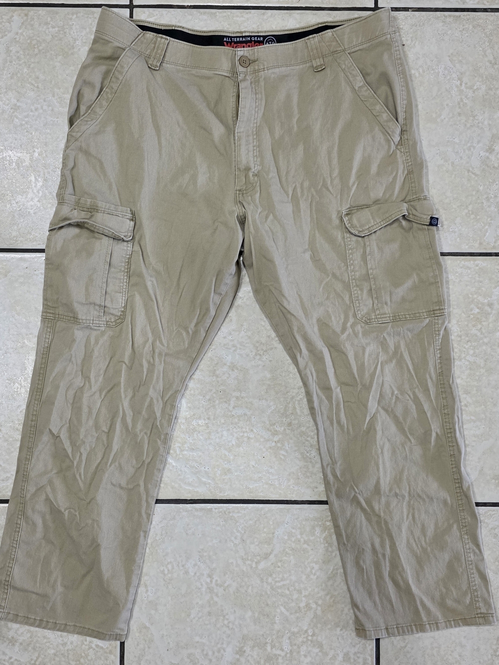 Wrangler ATG Men’s Trail Pants Khaki Tan 40x30 Stretch Outdoor Hiking Terrain